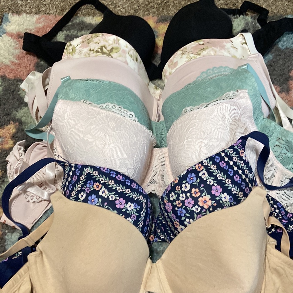 9 bras!!